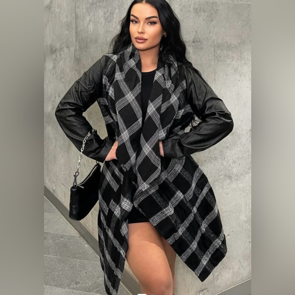 Women's Black and Gray Plaid Jacket